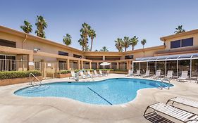 Worldmark Palm Springs - Plaza Resort And Spa